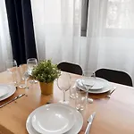 Expat Renting - Le Cocon - Wifi - Near Station Apartment