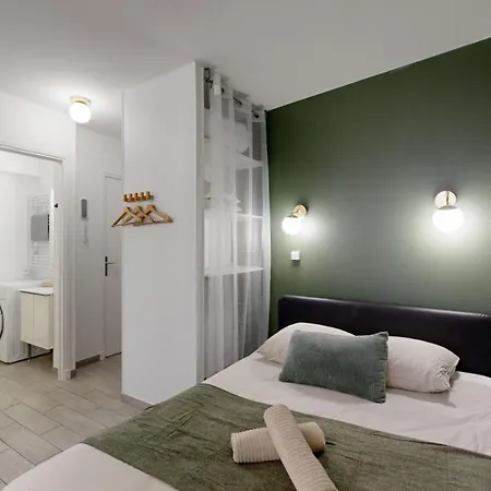 Expat Renting - Le Cocon - Wifi - Near Station Daire *
