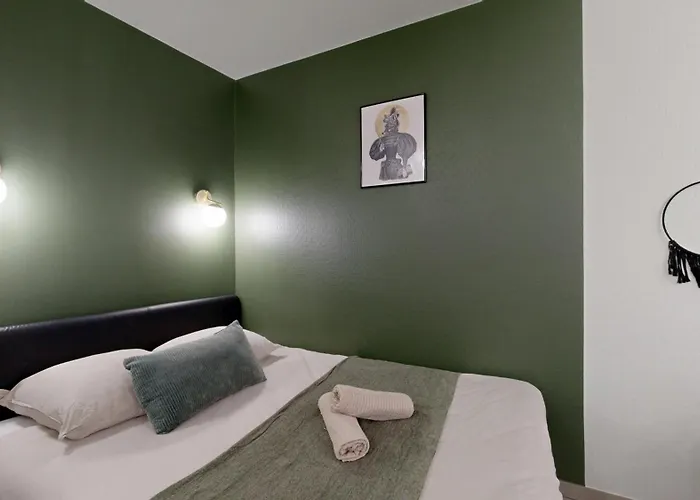 Expat Renting - Le Cocon - Wifi - Near Station Appartement *